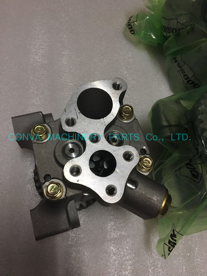 De12t Engine Automotive Oil Pump , Durable Daewoo Oil Pump 65.05100-6044